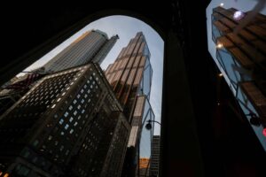 DeFi Under Fire Investors Flee